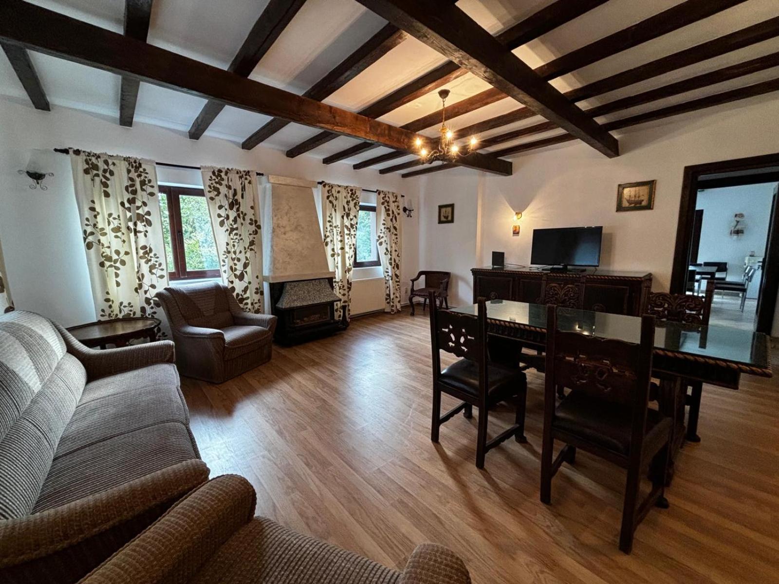 Casa Cu Padure Villa บราซา ภายนอก รูปภาพ